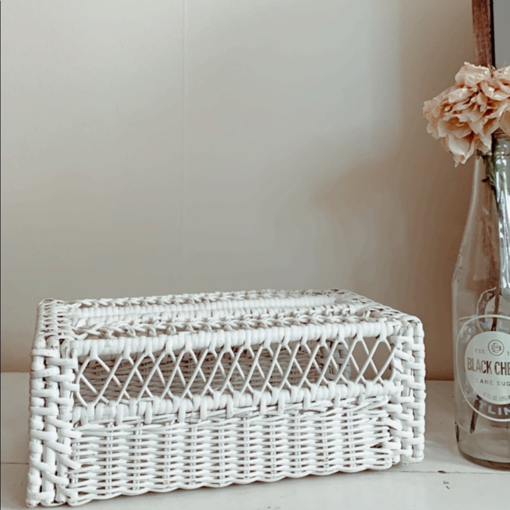 wicker tissue box holder ✨